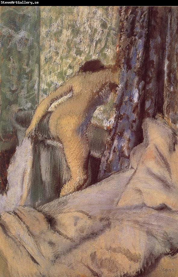 Edgar Degas take a bath in the morning